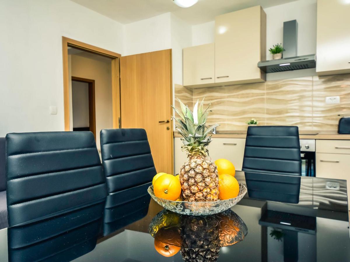 Holiday Home Marijana By Interhome Maslenica Eksteriør billede